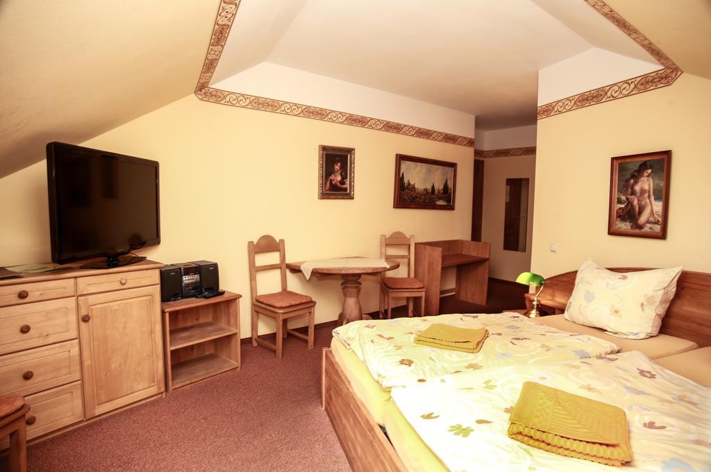 เฮาส์ เบลเกอร์ Hotel Grossziethen ภายนอก รูปภาพ
